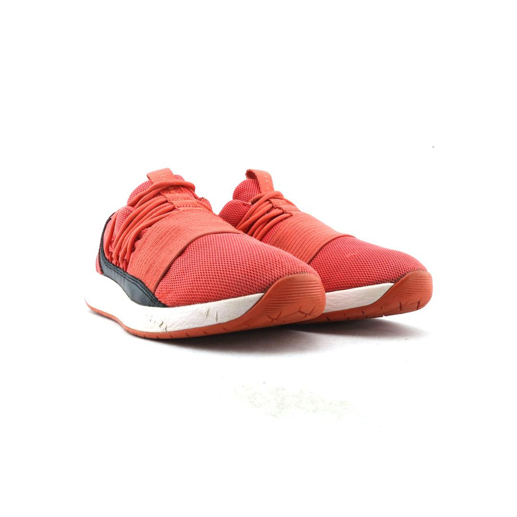 UNDER ARMOUR  BREATHE  GLITZ