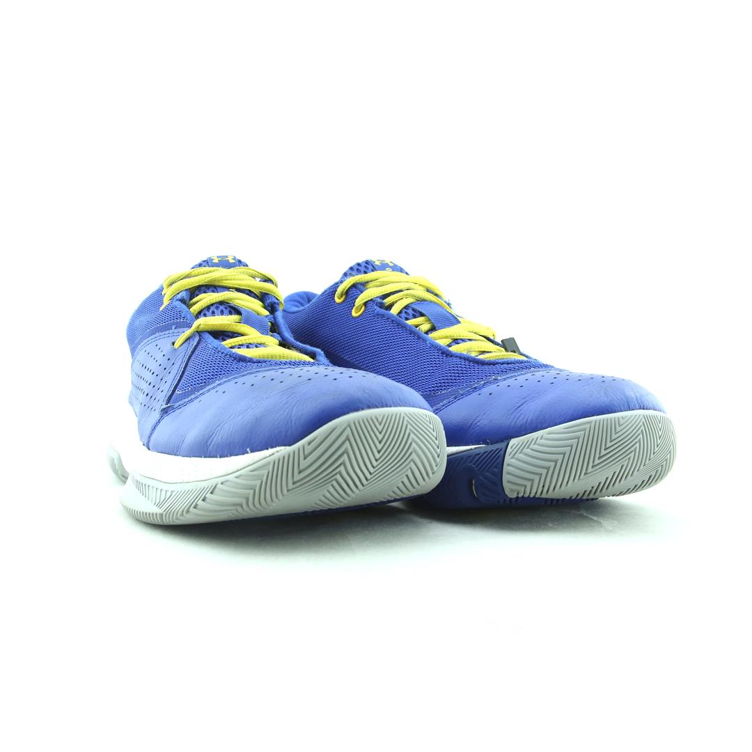 UNDER ARMOUR   CURRY SC 3ZERO 4