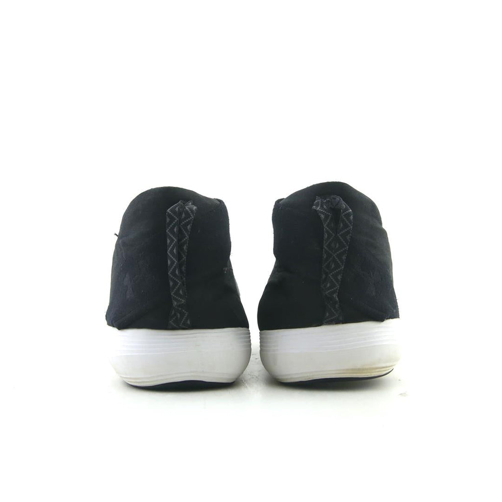 UNDER ARMOUR STREET PRECISION