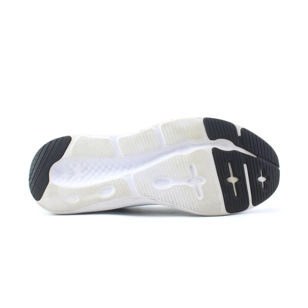 UNDER ARMOUR CHARGED PURSUIT 3