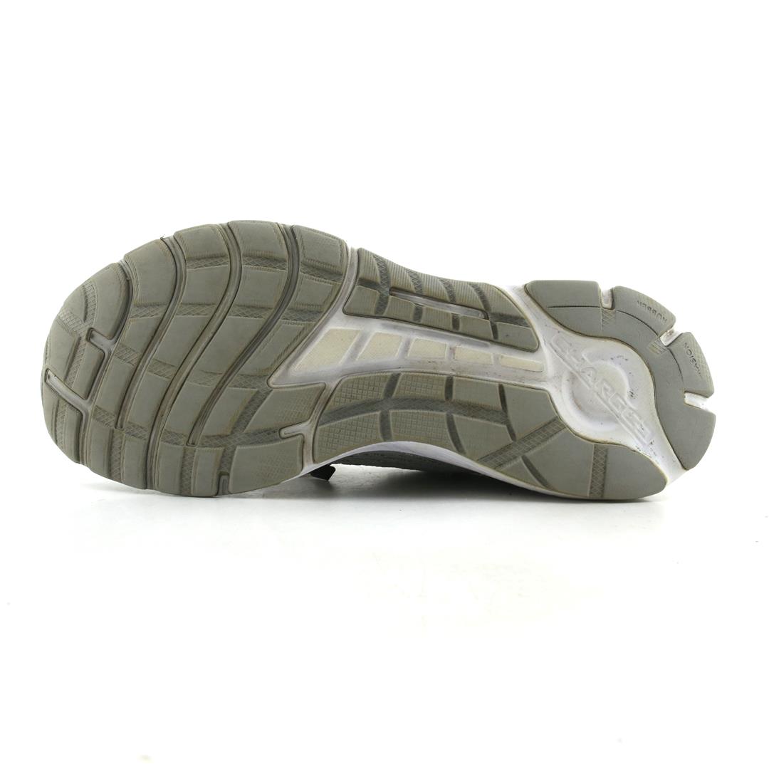 UNDER ARMOUR CHARGED ESCAPE 3