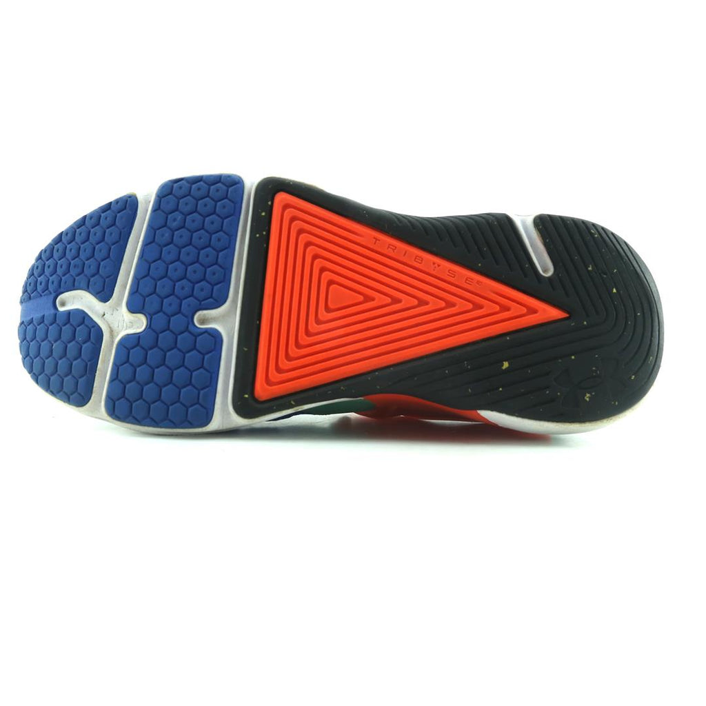 UNDER ARMOUR  HOVR APEX 3
