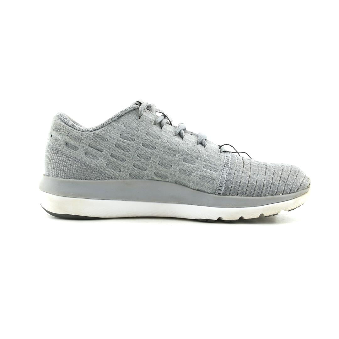UNDER ARMOUR THREADBORNE SLINGFLEX