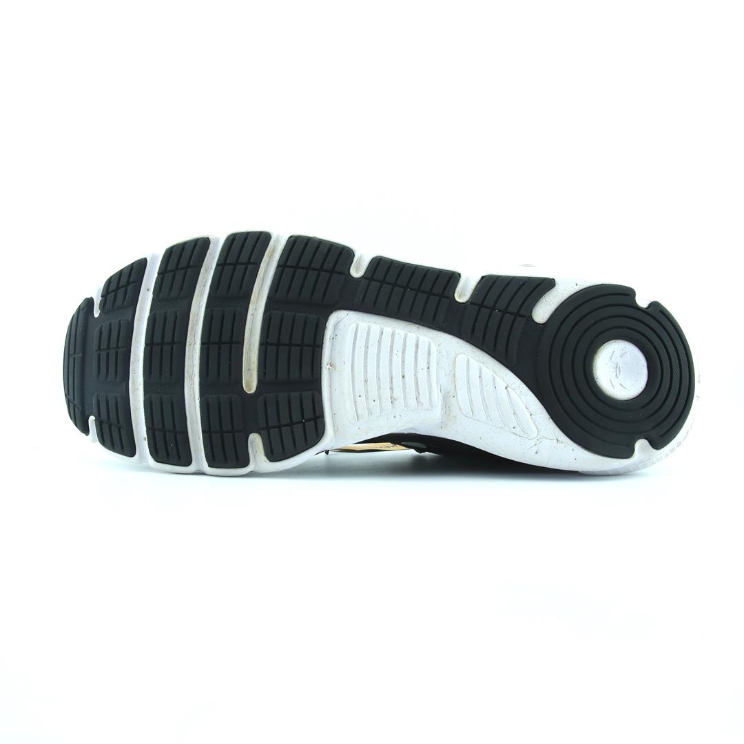 UNDER ARMOUR CHARGED ASSERT 9
