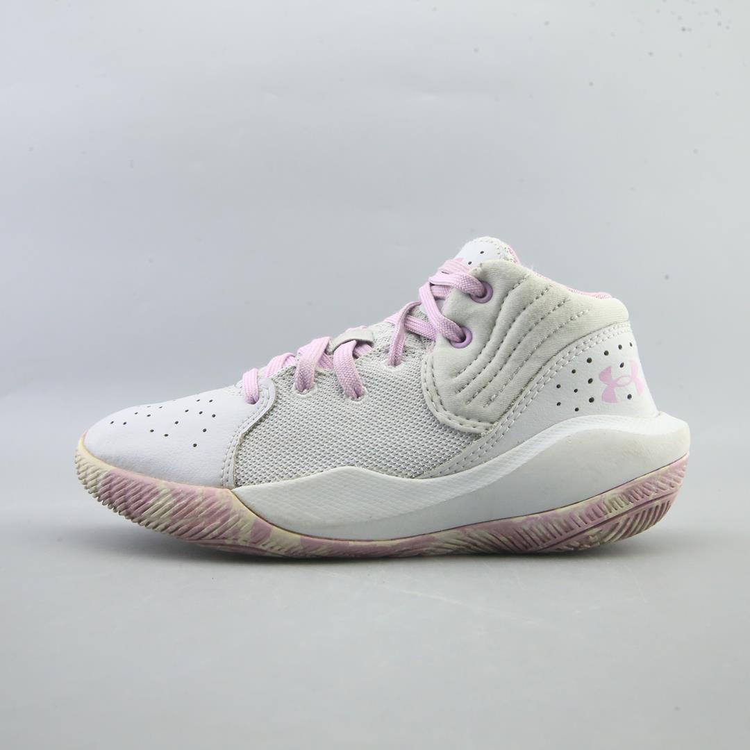 UNDER ARMOUR  JET 21