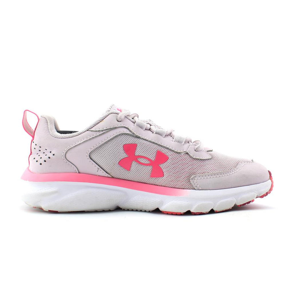 UNDER ARMOUR CHARGED ASSERT 9