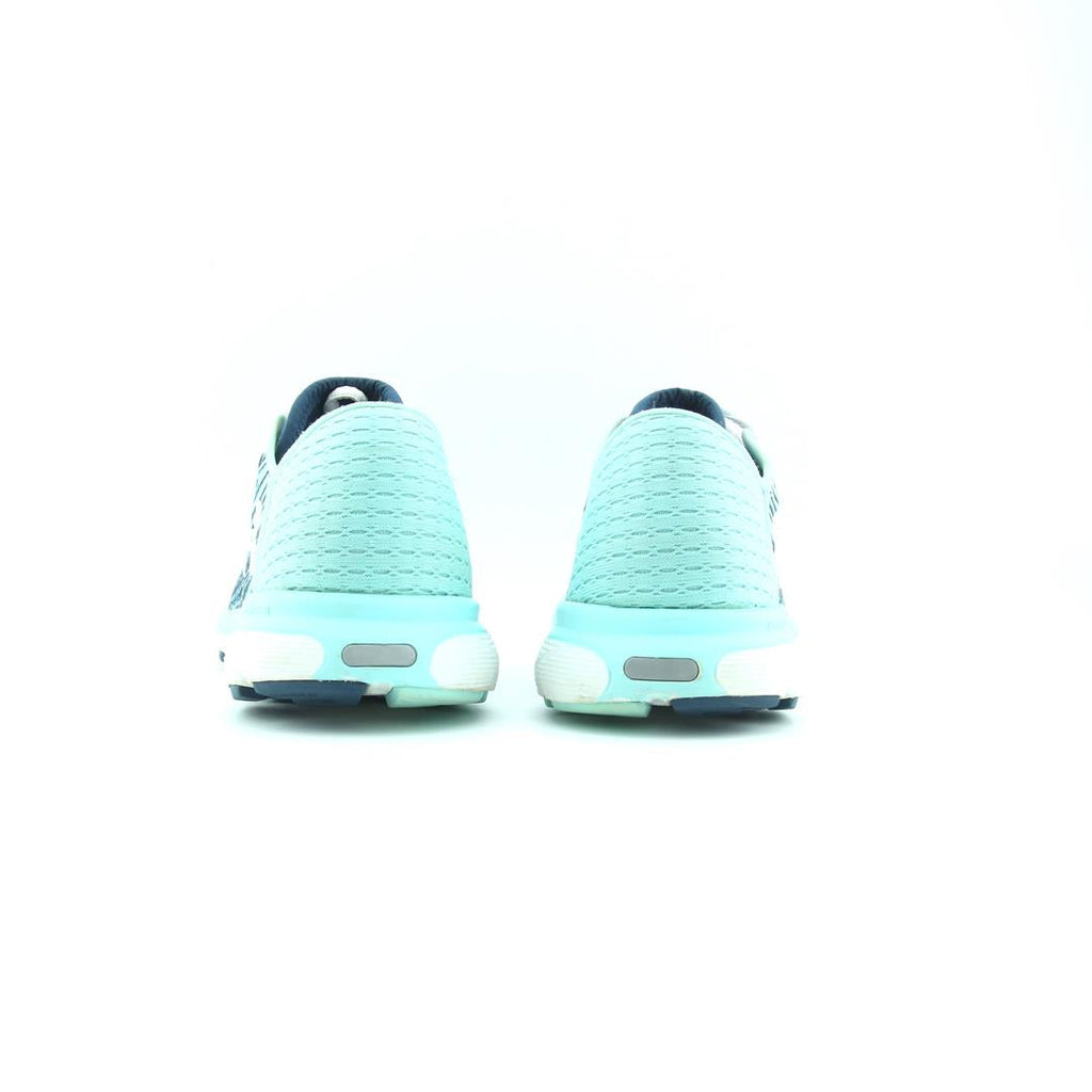 UNDER ARMOUR  SPEEDFORM VELOCITI