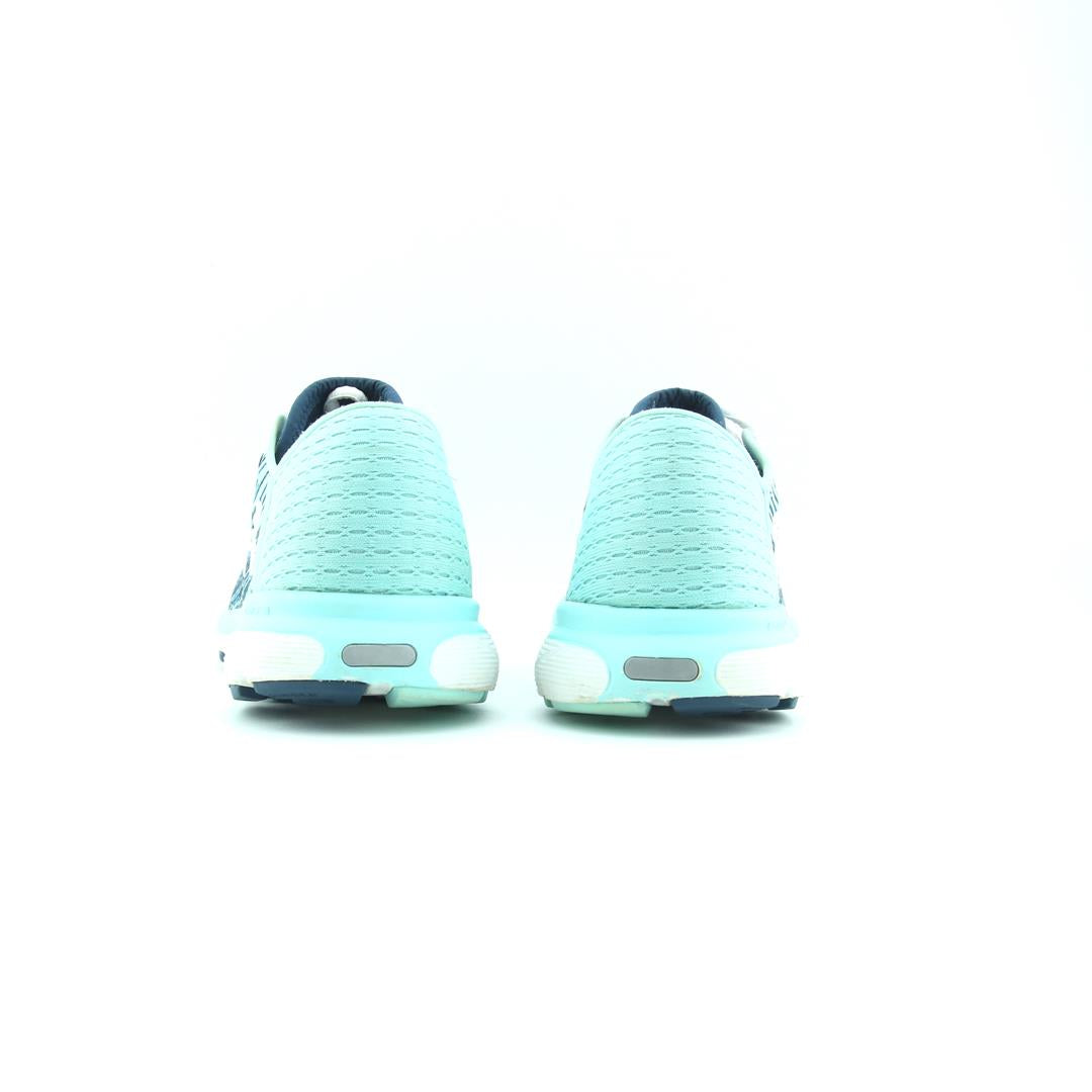 UNDER ARMOUR  SPEEDFORM VELOCITI