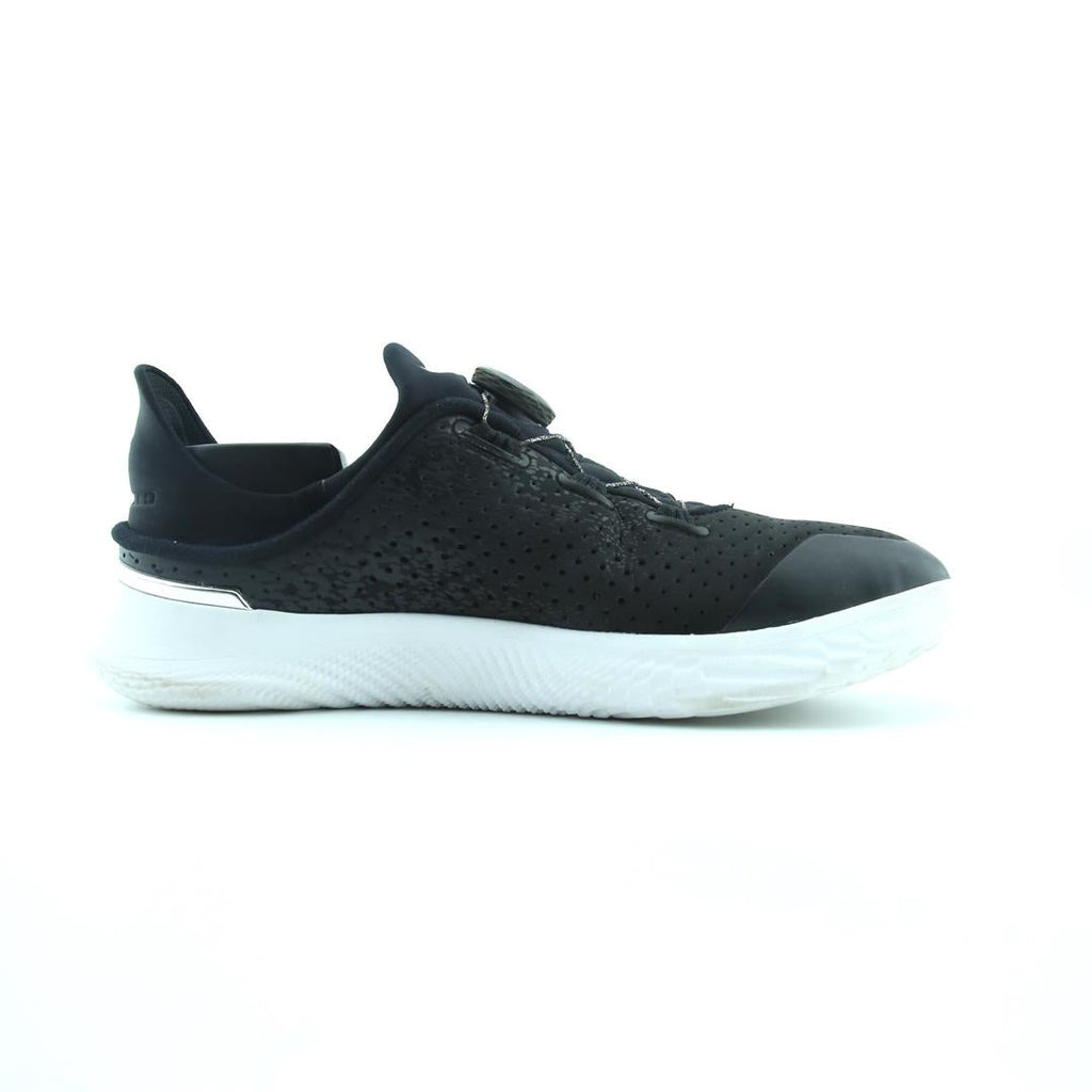 UNDER ARMOUR SLIPSPEED™