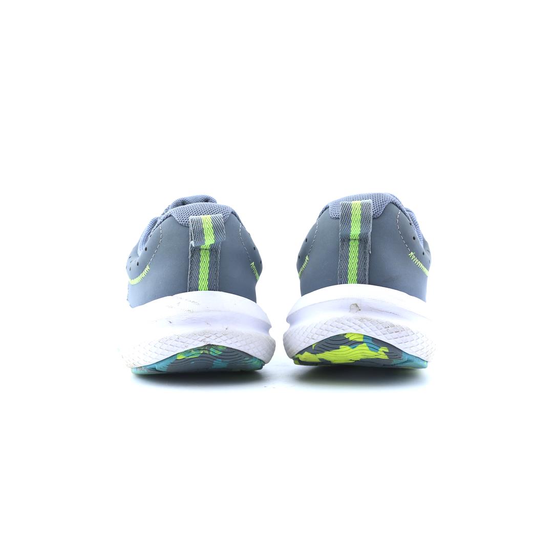 UNDER ARMOUR CHARGED ASSERT 10