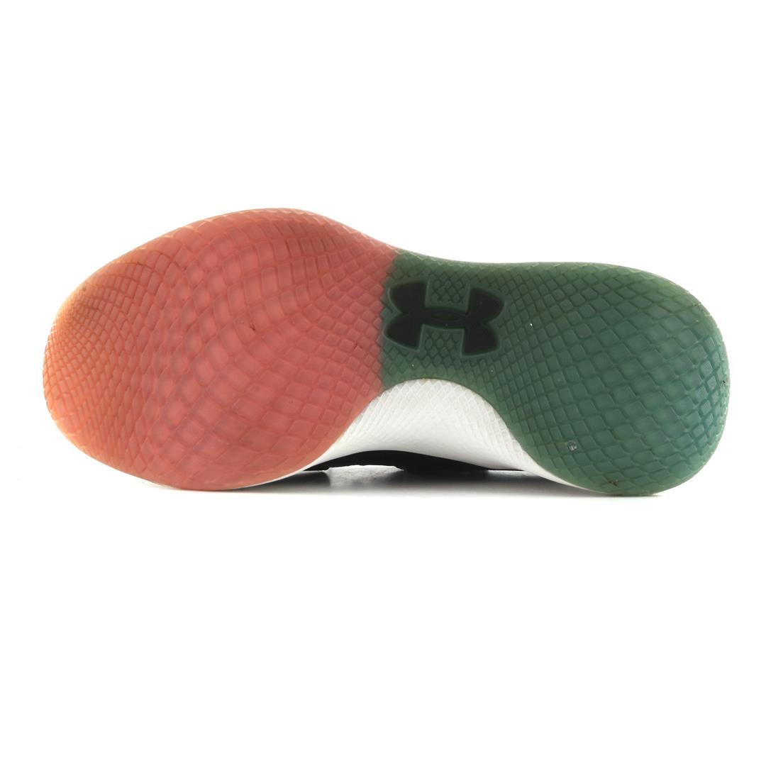 UNDER ARMOUR CHARGED BREATHE