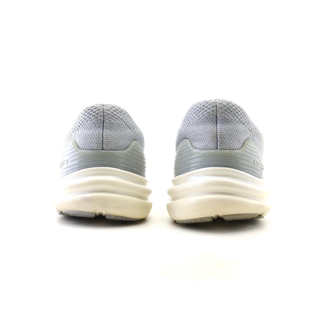 UNDER ARMOUR  LIQUIFY