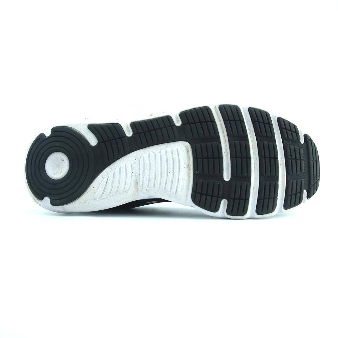 UNDER ARMOUR CHARGED ASSERT 9