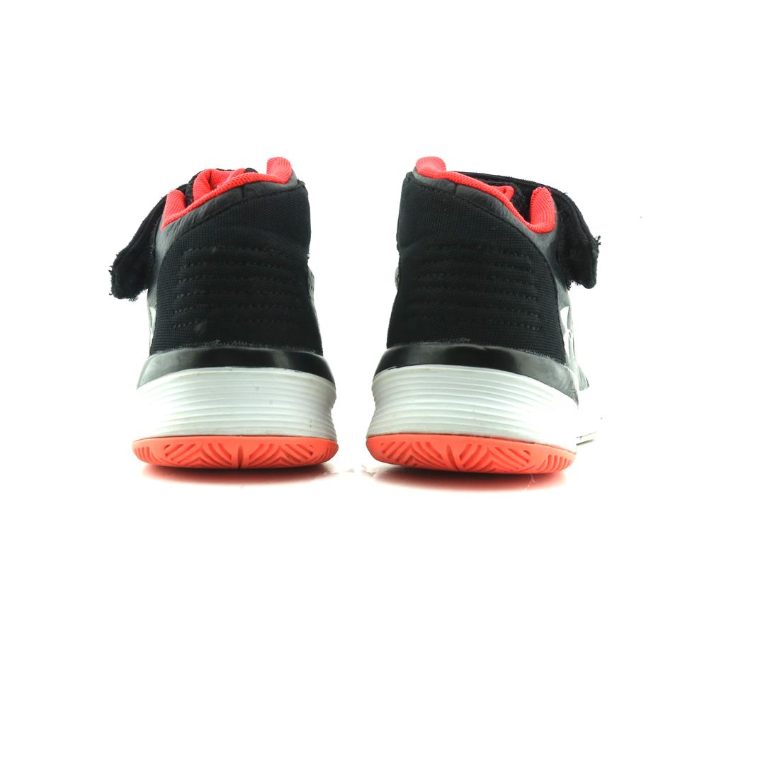 UNDER ARMOUR GET B ZEE