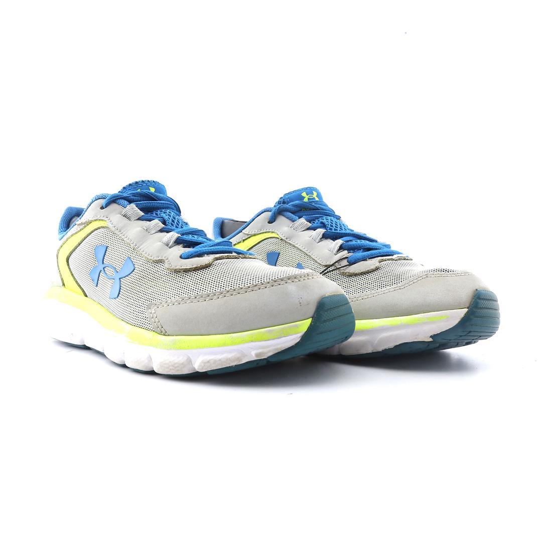 UNDER ARMOUR  ASSERT 9