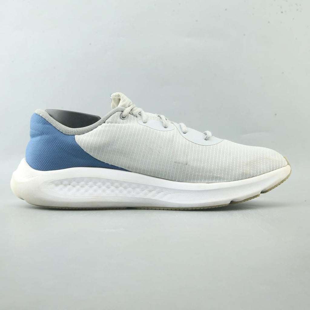 UNDER ARMOUR PURSUIT 3