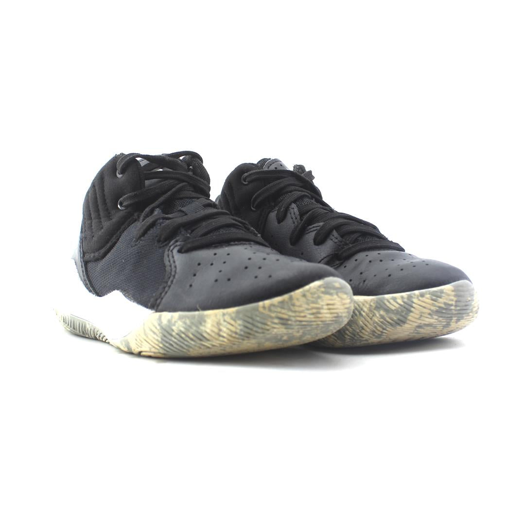 UNDER ARMOUR JET 21