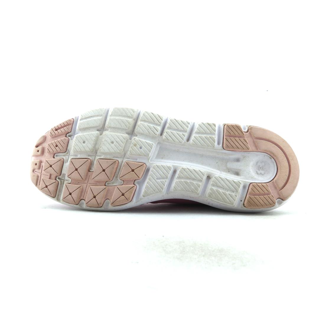 UNDER ARMOUR OUTHUSTLE