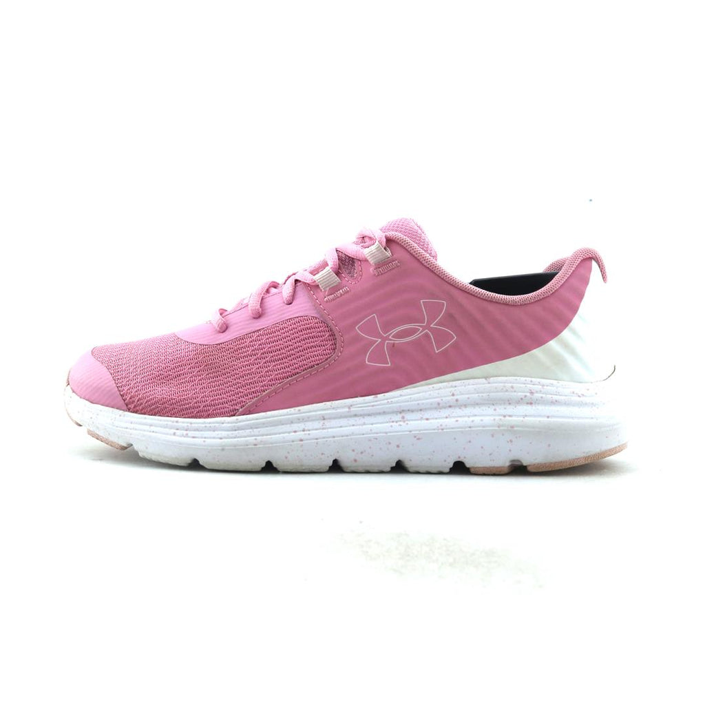 UNDER ARMOUR OUTHUSTLE