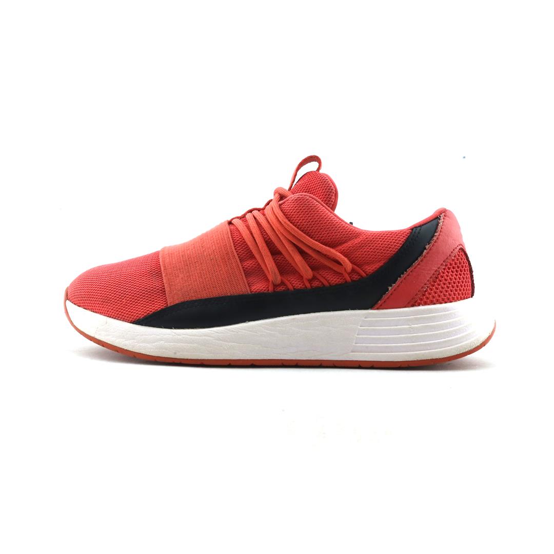 UNDER ARMOUR  BREATHE  GLITZ