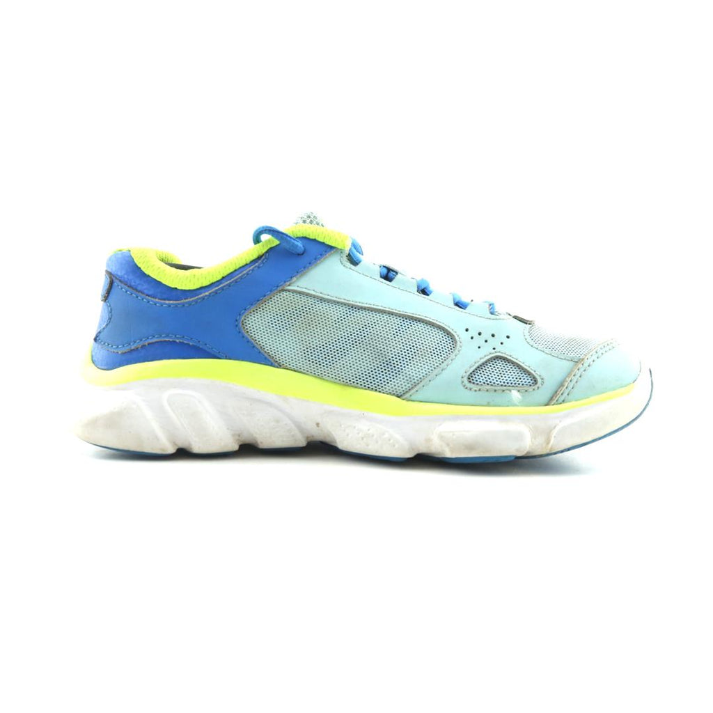 UNDER ARMOUR ASSERT 5