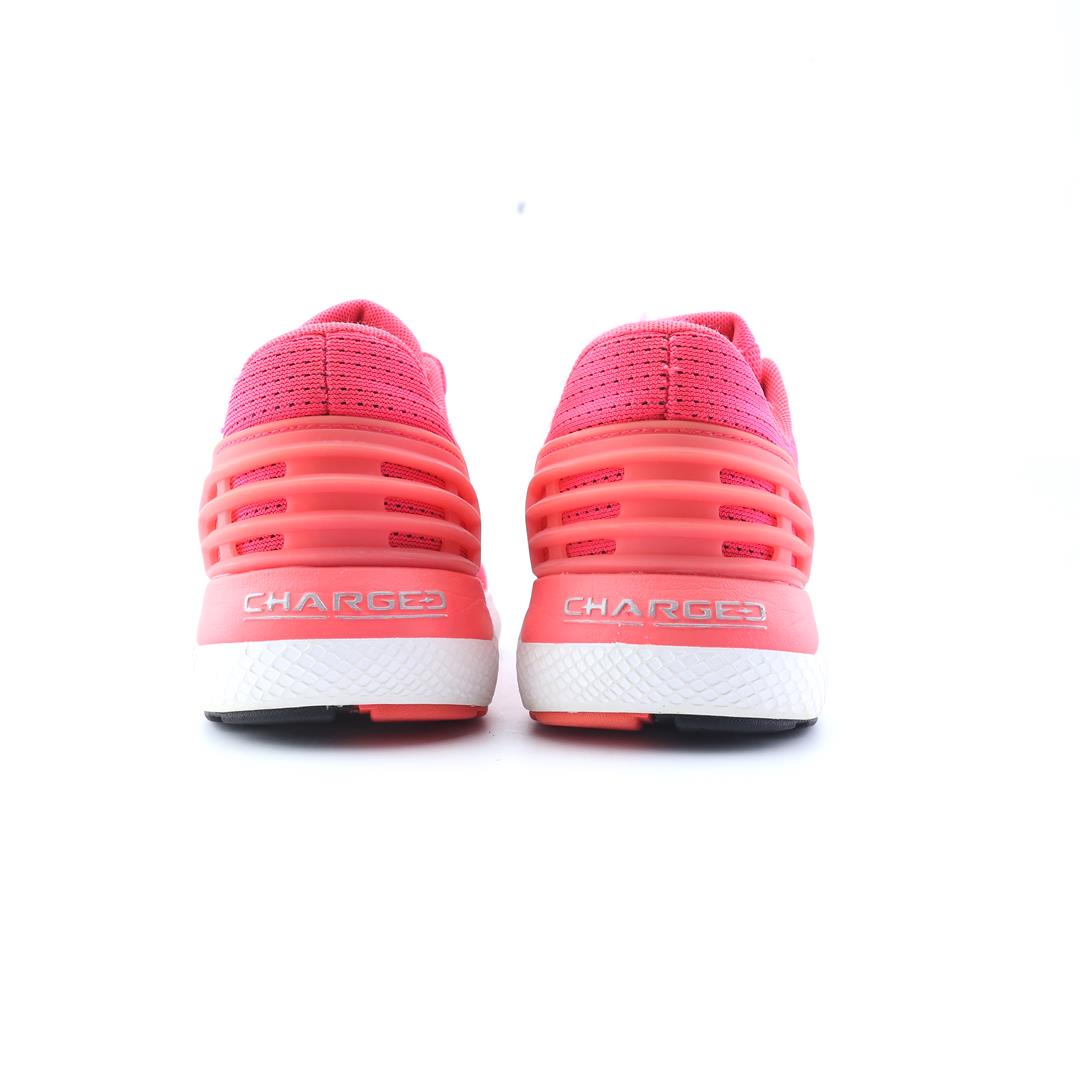 UNDER ARMOUR CHARGED ROGUE