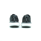 UNDER ARMOUR ASSERT 9