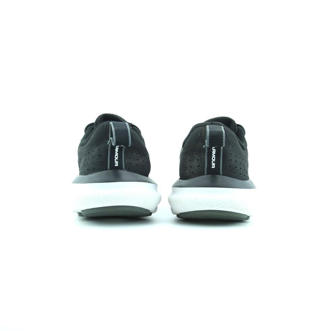 UNDER ARMOUR ASSERT 9