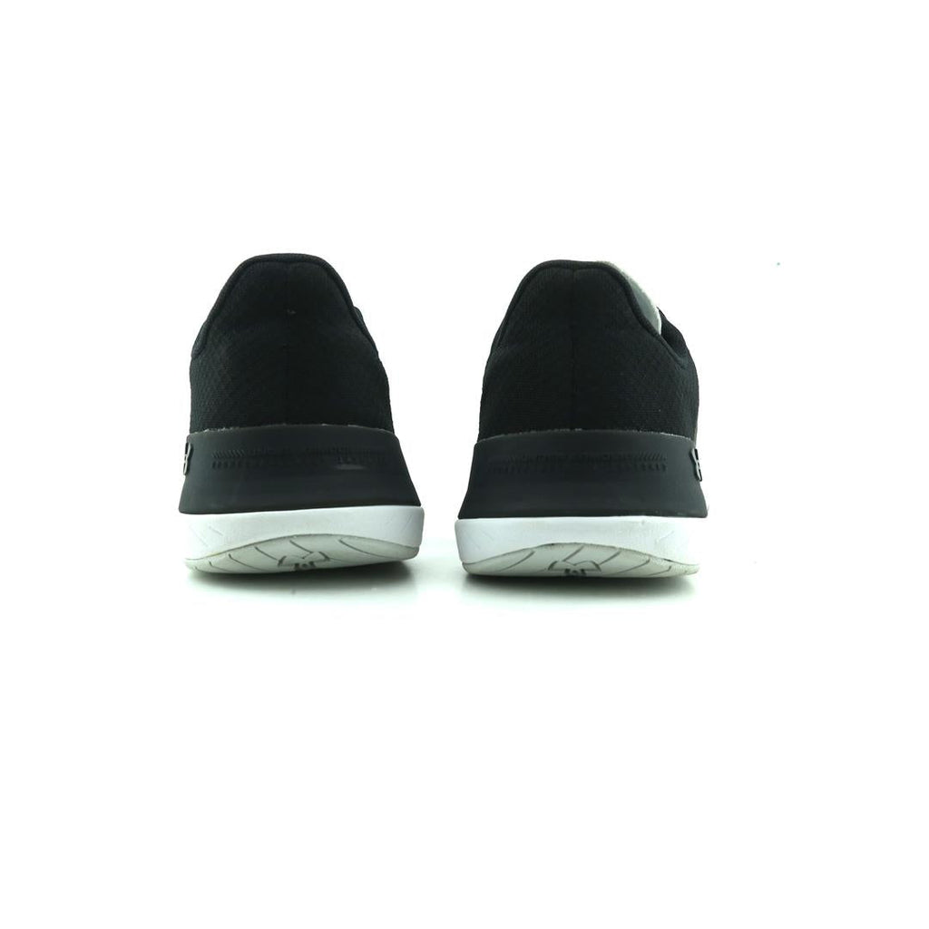 UNDER ARMOUR TRIBASE REIGN 4