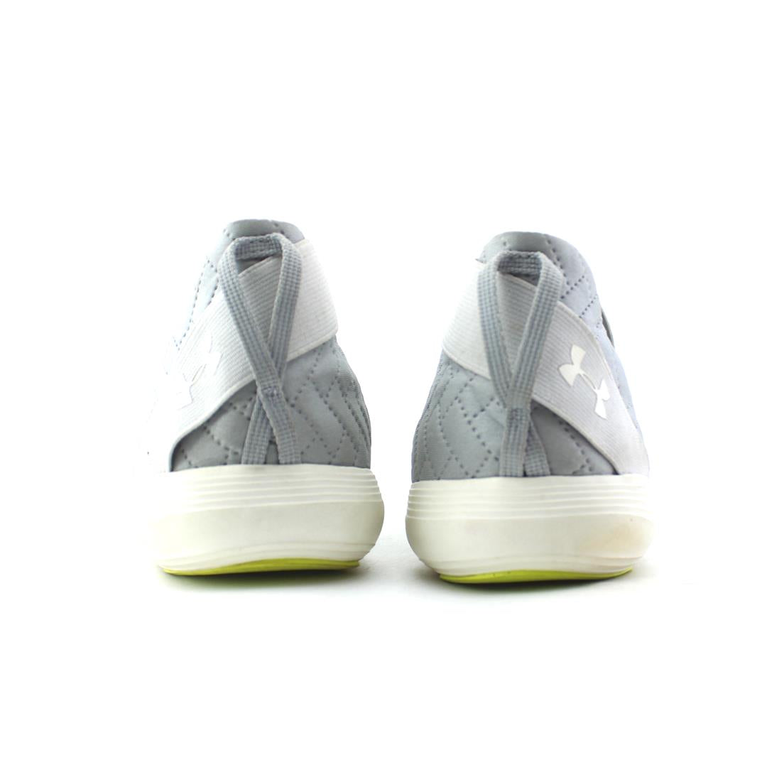 UNDER ARMOUR   STREET PRECISION