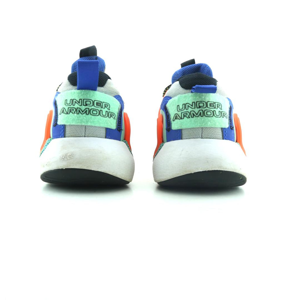 UNDER ARMOUR  HOVR APEX 3
