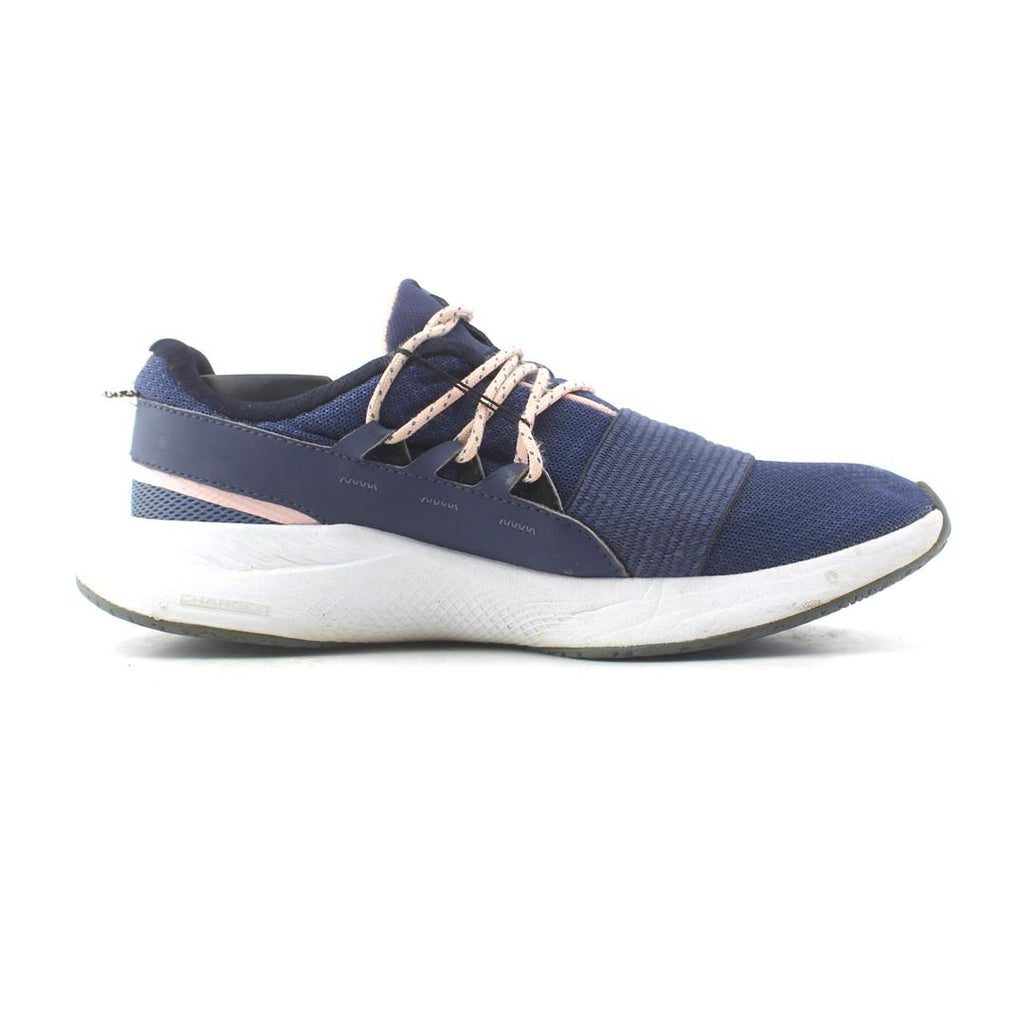 UNDER ARMOUR CHARGED BREATHE