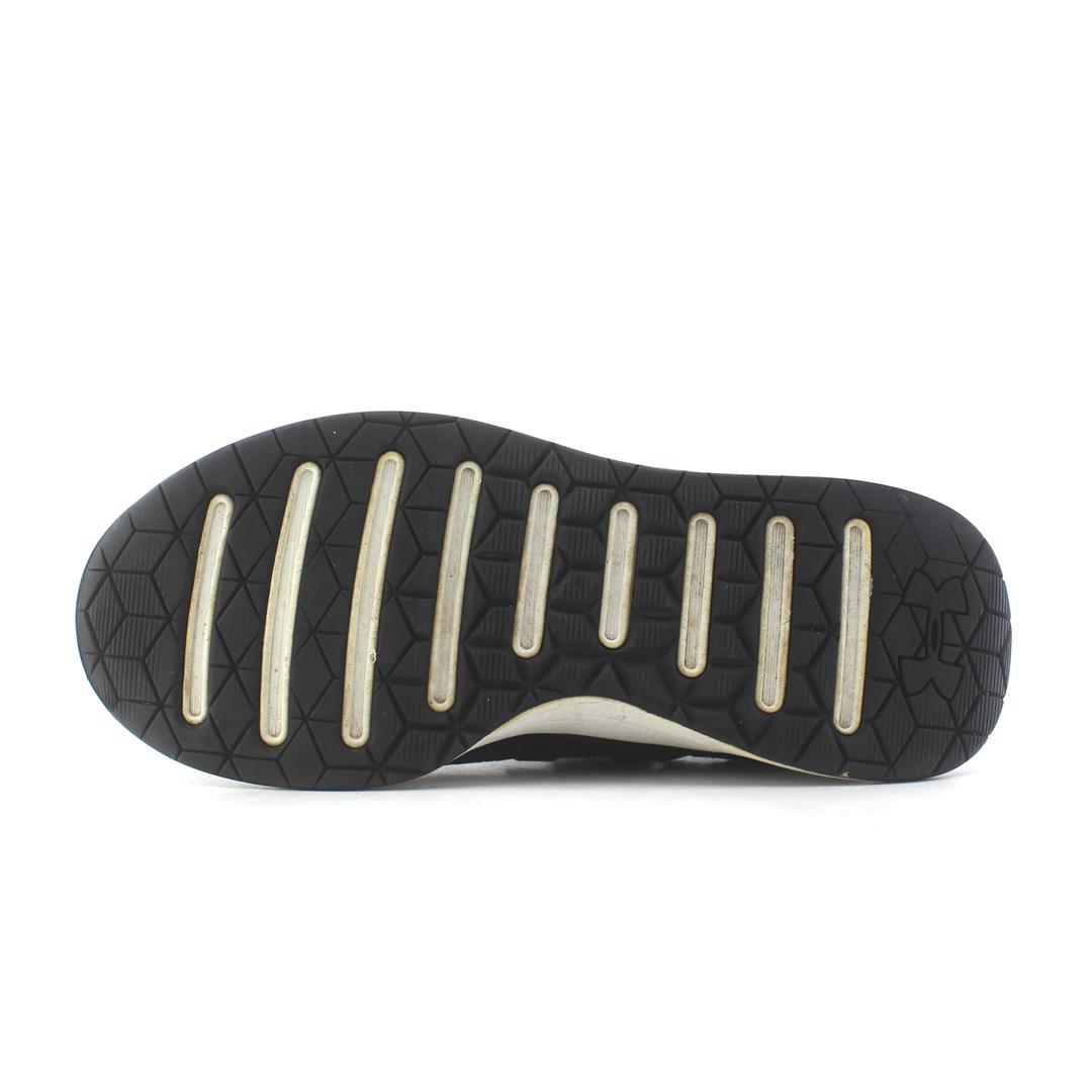 UNDER ARMOUR  BREATHE TRAINER