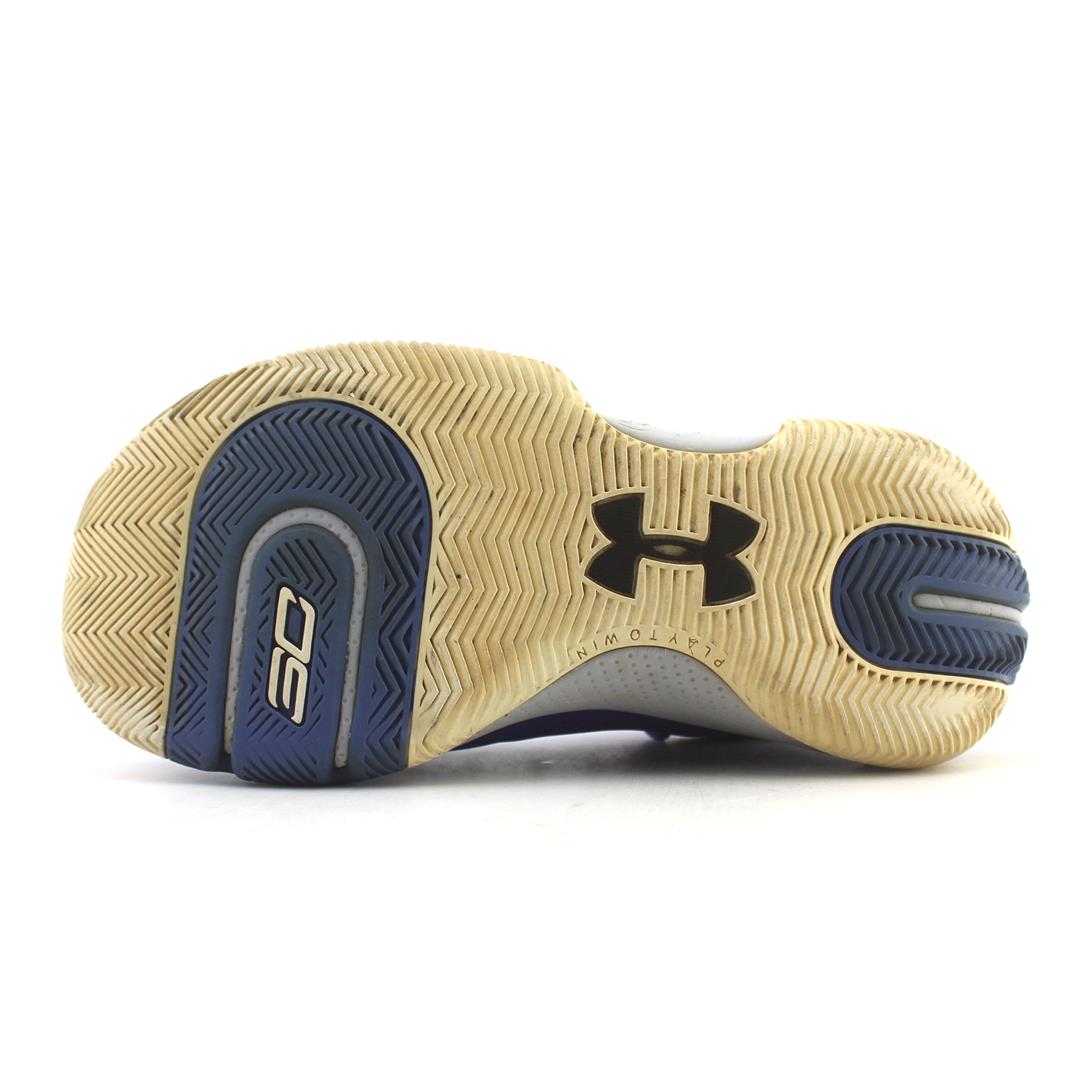 UNDER ARMOUR  UA SC 3ZERO III