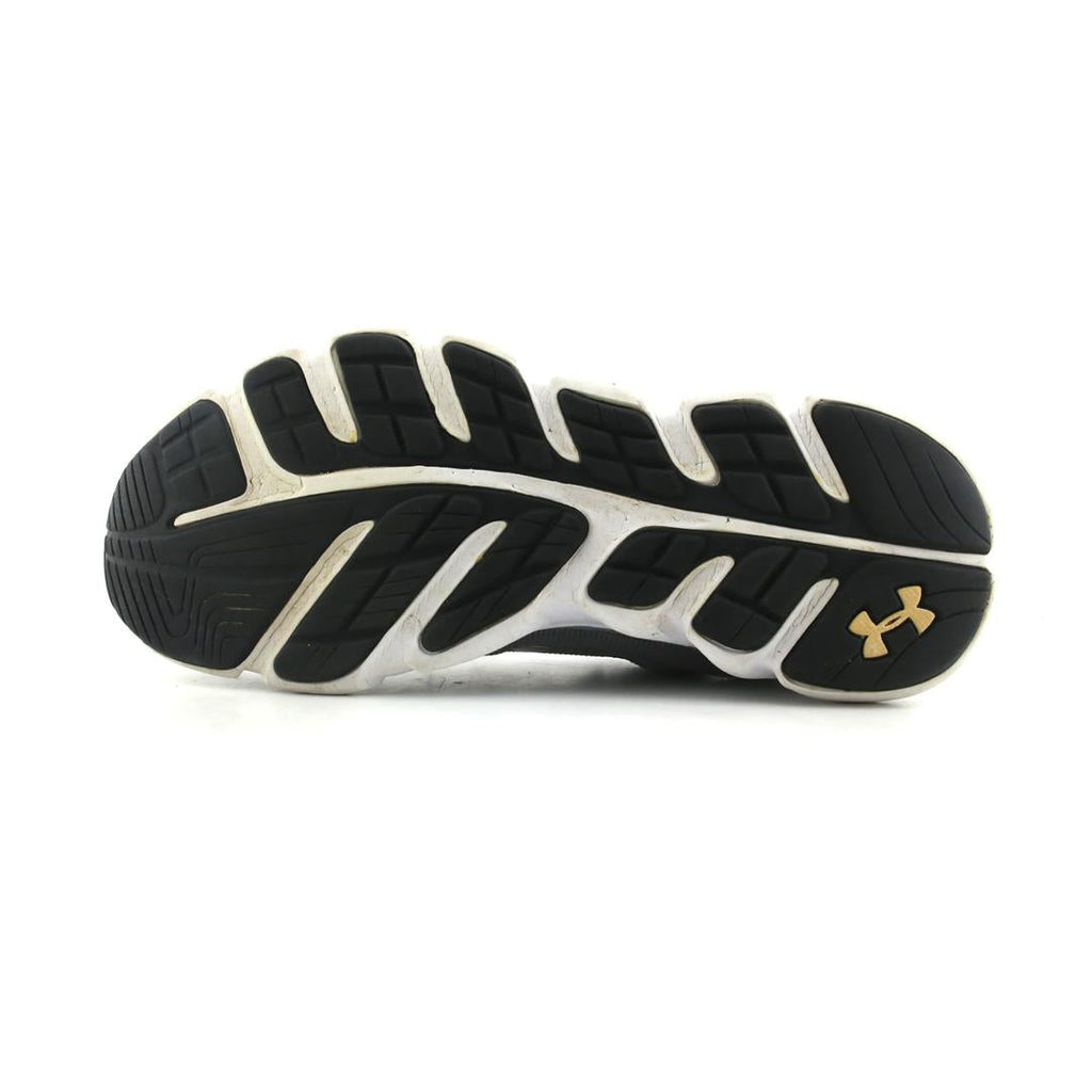 UNDER ARMOUR MICRO G ASSERT 7