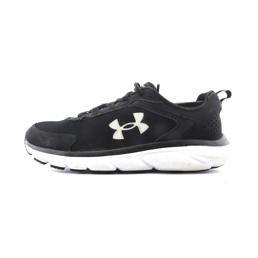 UNDER ARMOUR ASSERT 9