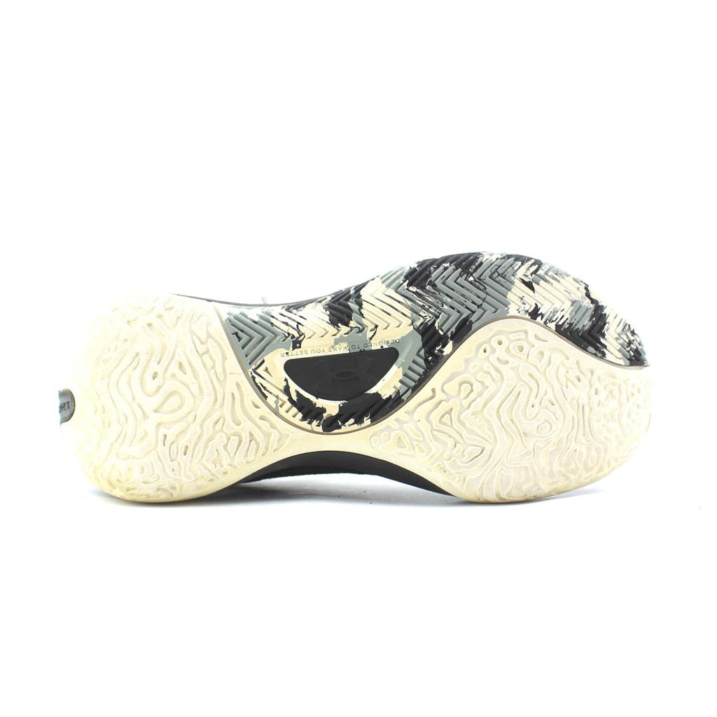 UNDER ARMOUR LOCKDOWN 6