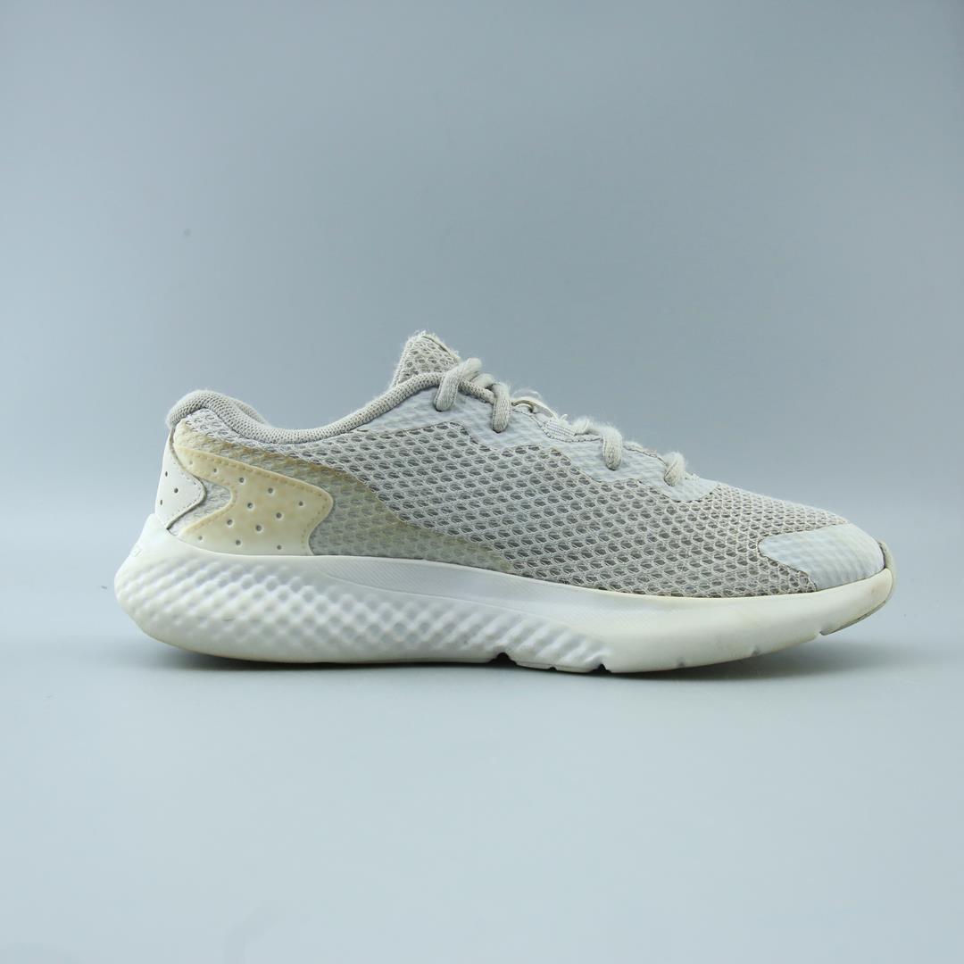 UNDER ARMOUR CHARGED ROGUE 3