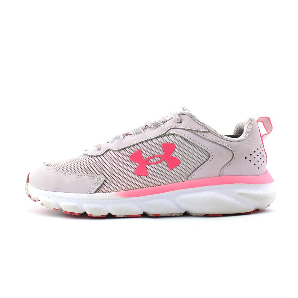 UNDER ARMOUR CHARGED ASSERT 9