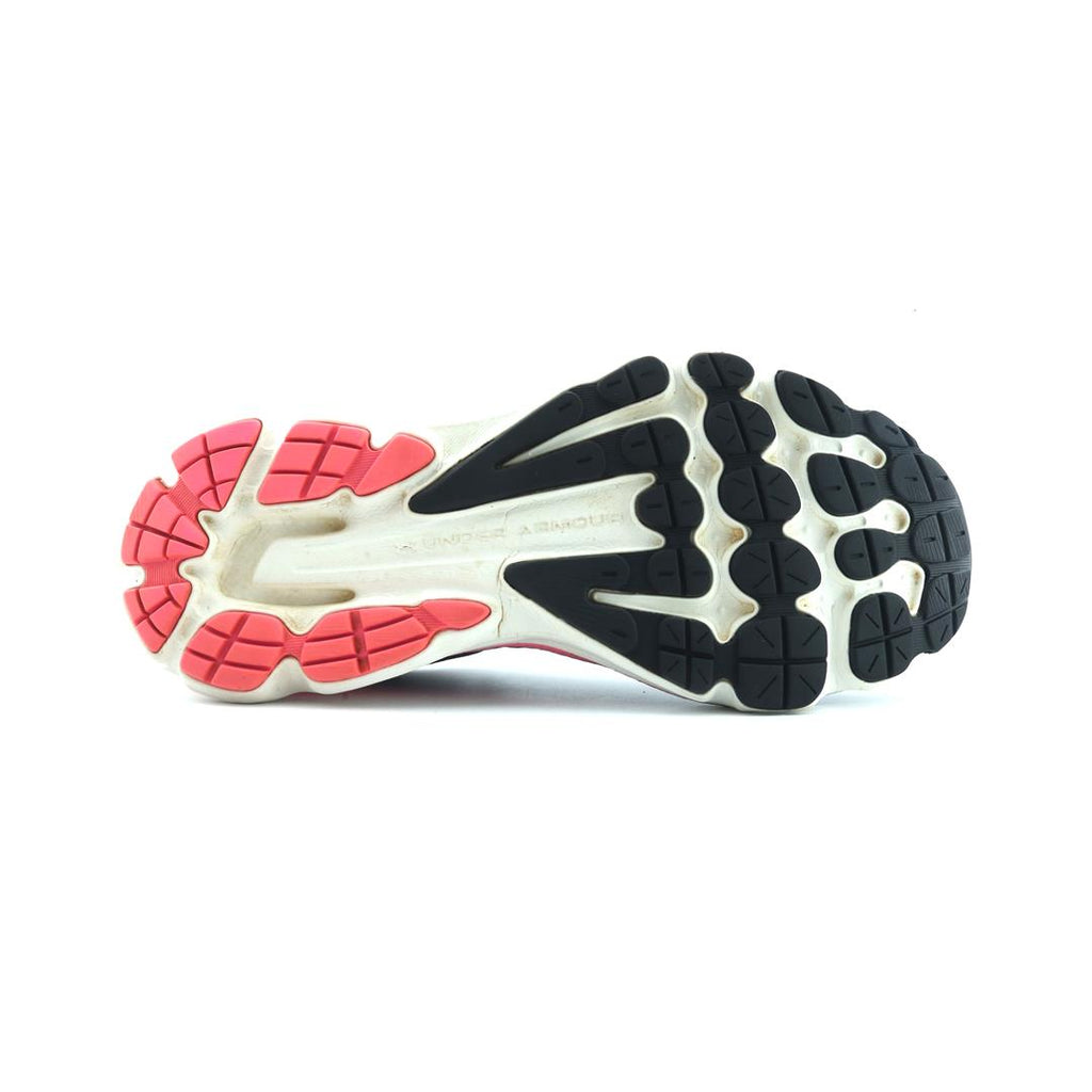 UNDER ARMOUR CHARGED INTAKE 3