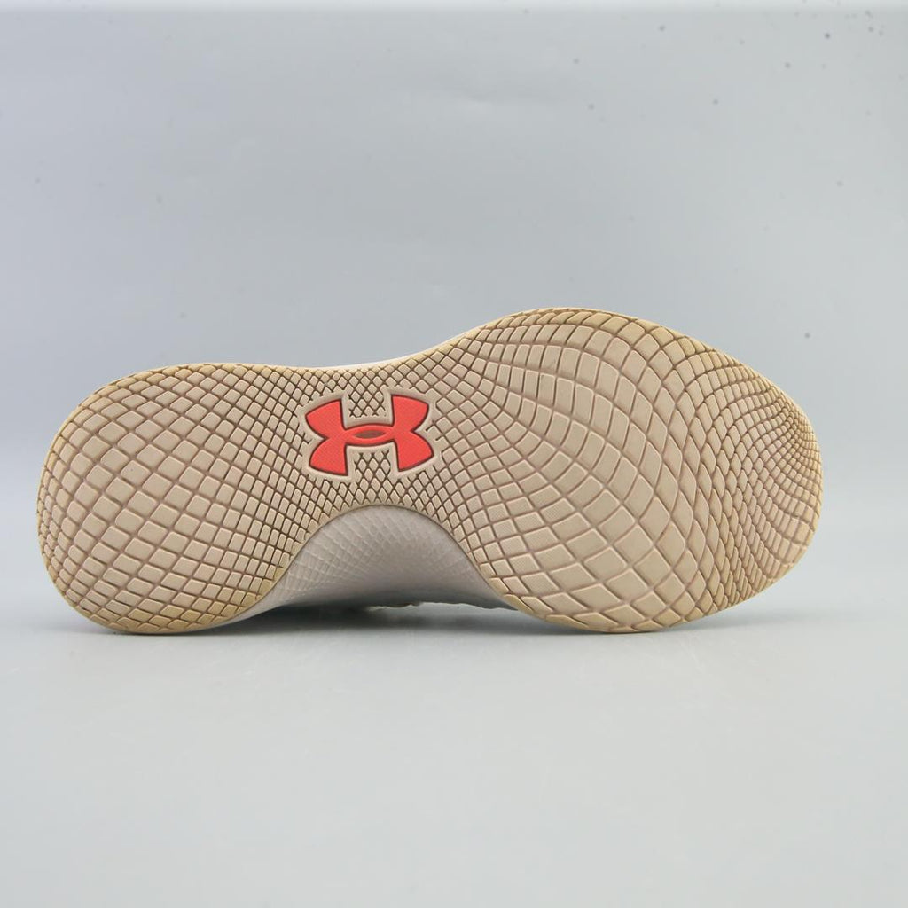 UNDER ARMOUR CHARGED BREATHE