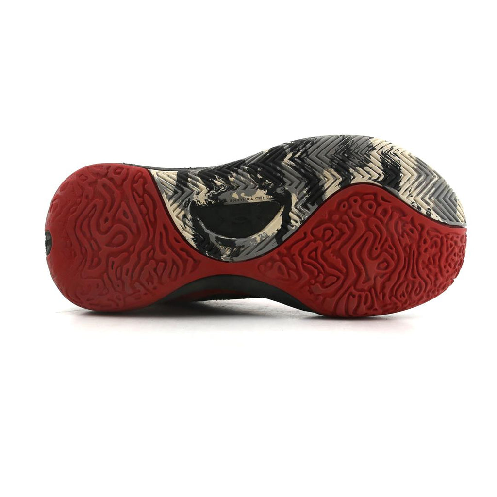 UNDER ARMOUR  LOCKDOWN 6