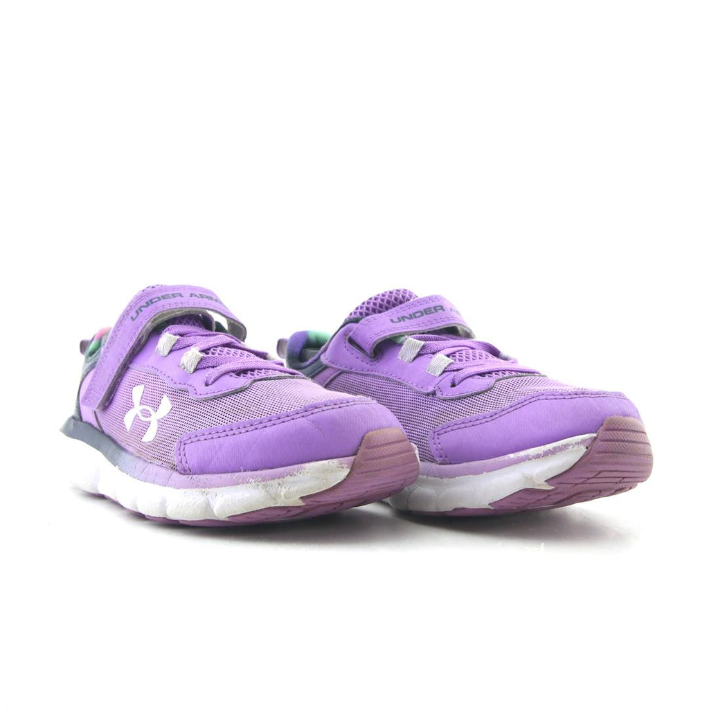 UNDER ARMOUR  ASSERT 9 AC