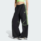 Women's adidas Teamgeist Adicolor Oversized Woven Track Pant