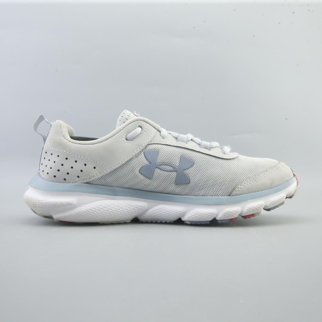 UNDER ARMOUR CHARGED ASSERT 8
