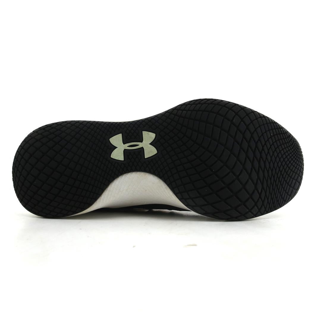 UNDER ARMOUR CHARGED BREATHE