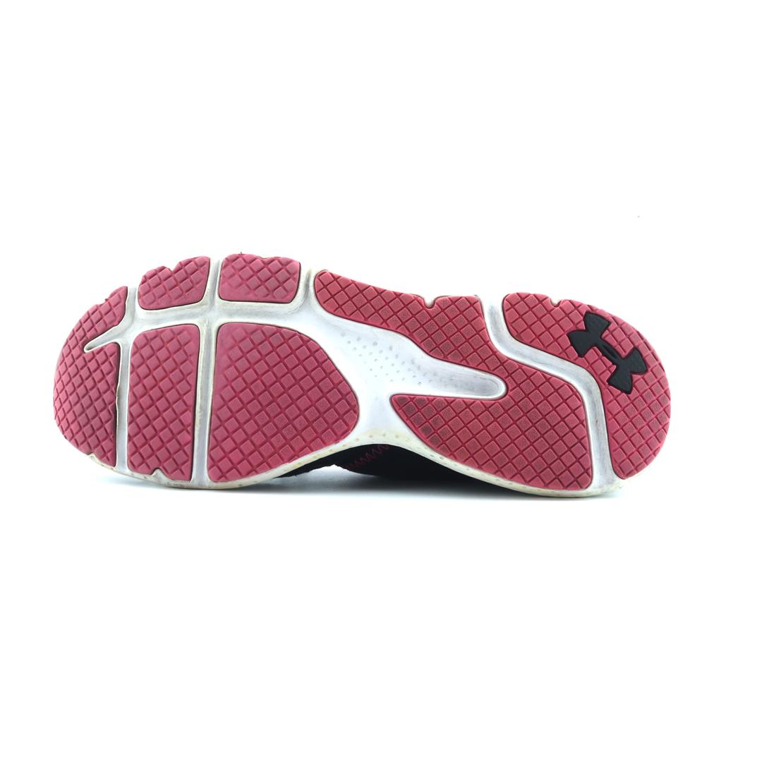 UNDER ARMOUR MICRO G 4D