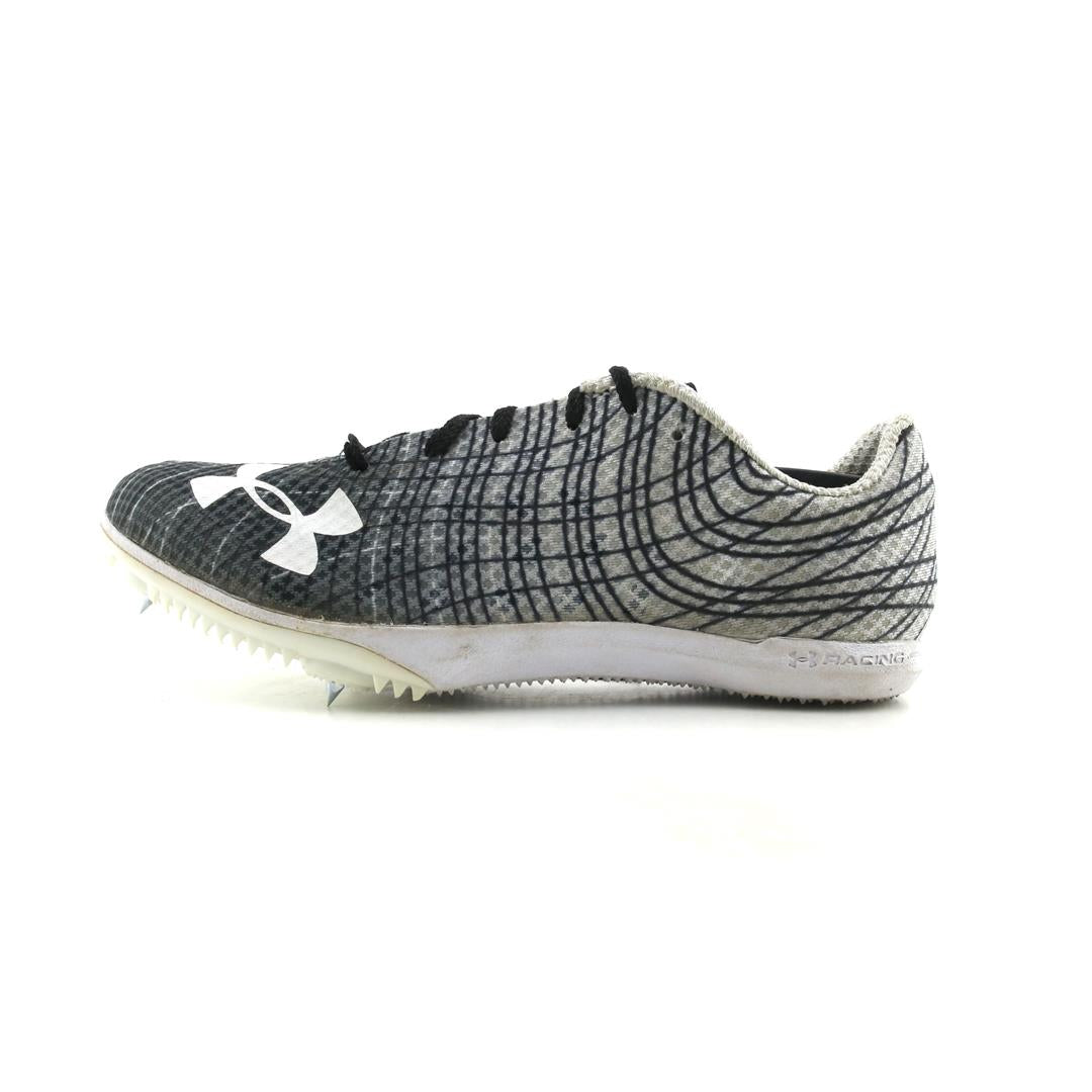 UNDER ARMOUR KICK DISTANCE 3