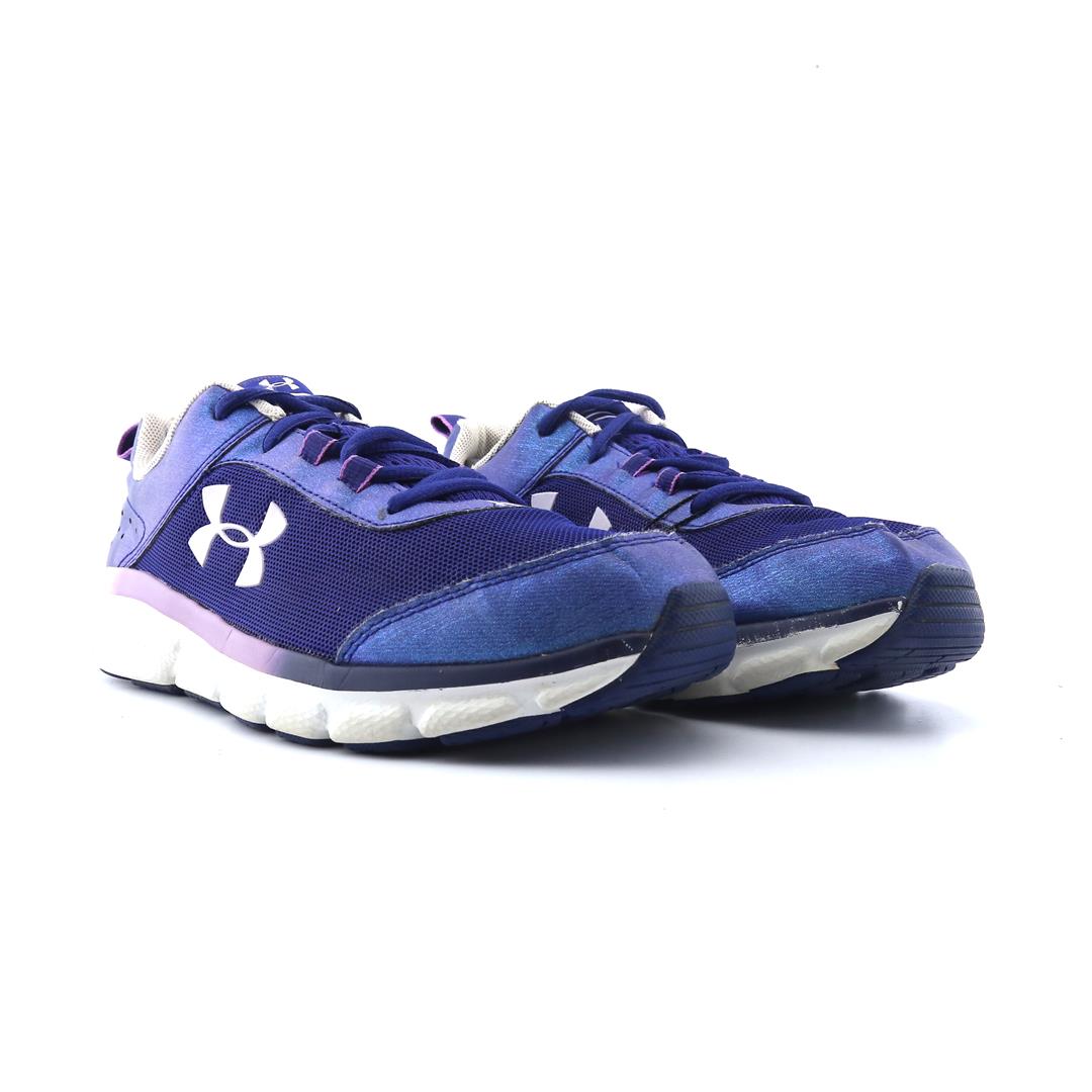 UNDER ARMOUR CHARGED ASSERT 8