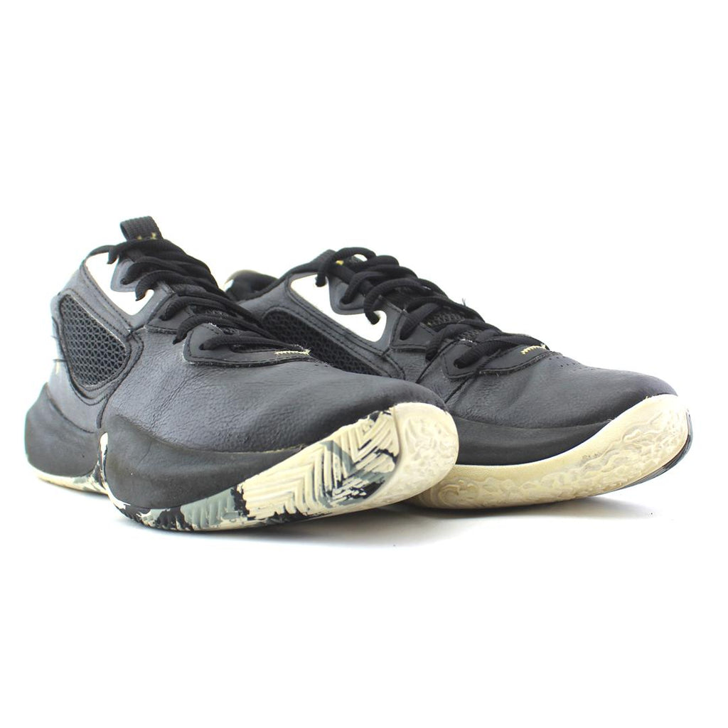 UNDER ARMOUR LOCKDOWN 6